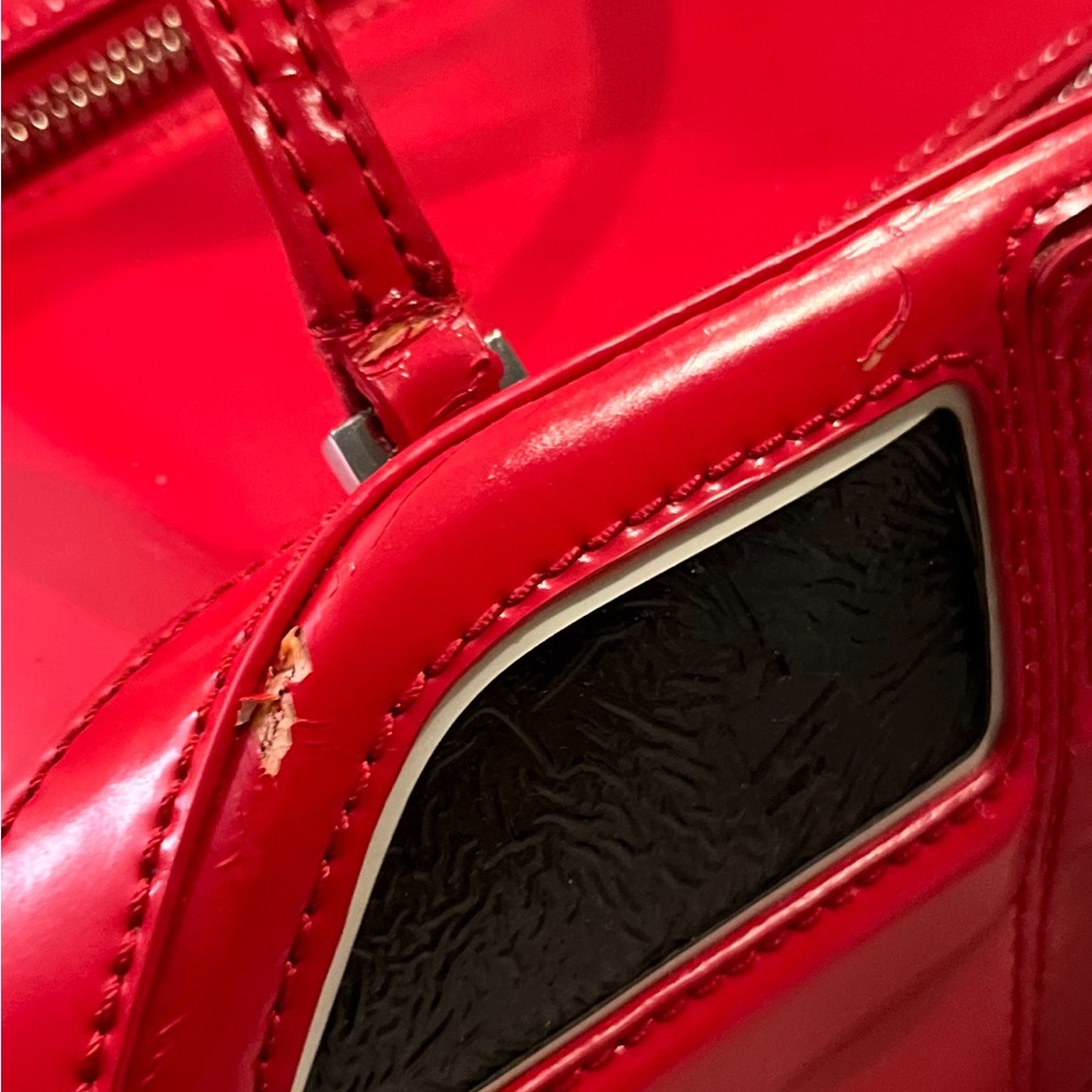 Kate Spade Rose Colored Glasses Red Car Novelty Bag / Leather Red Car Purse - Picture 16 of 16